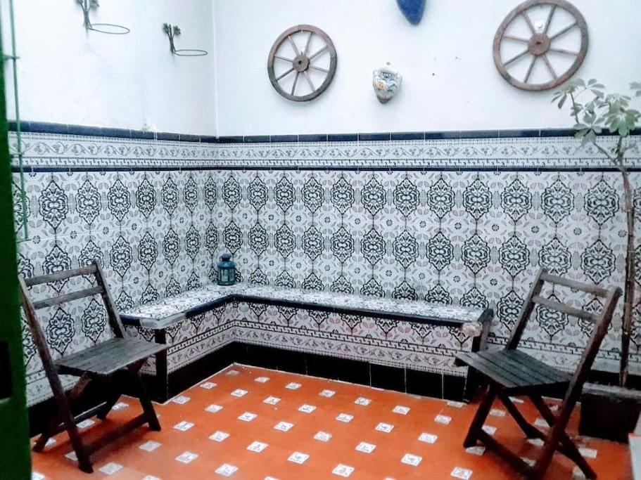 The Oasis One Spacious Apartment In Sevilla Esterno foto