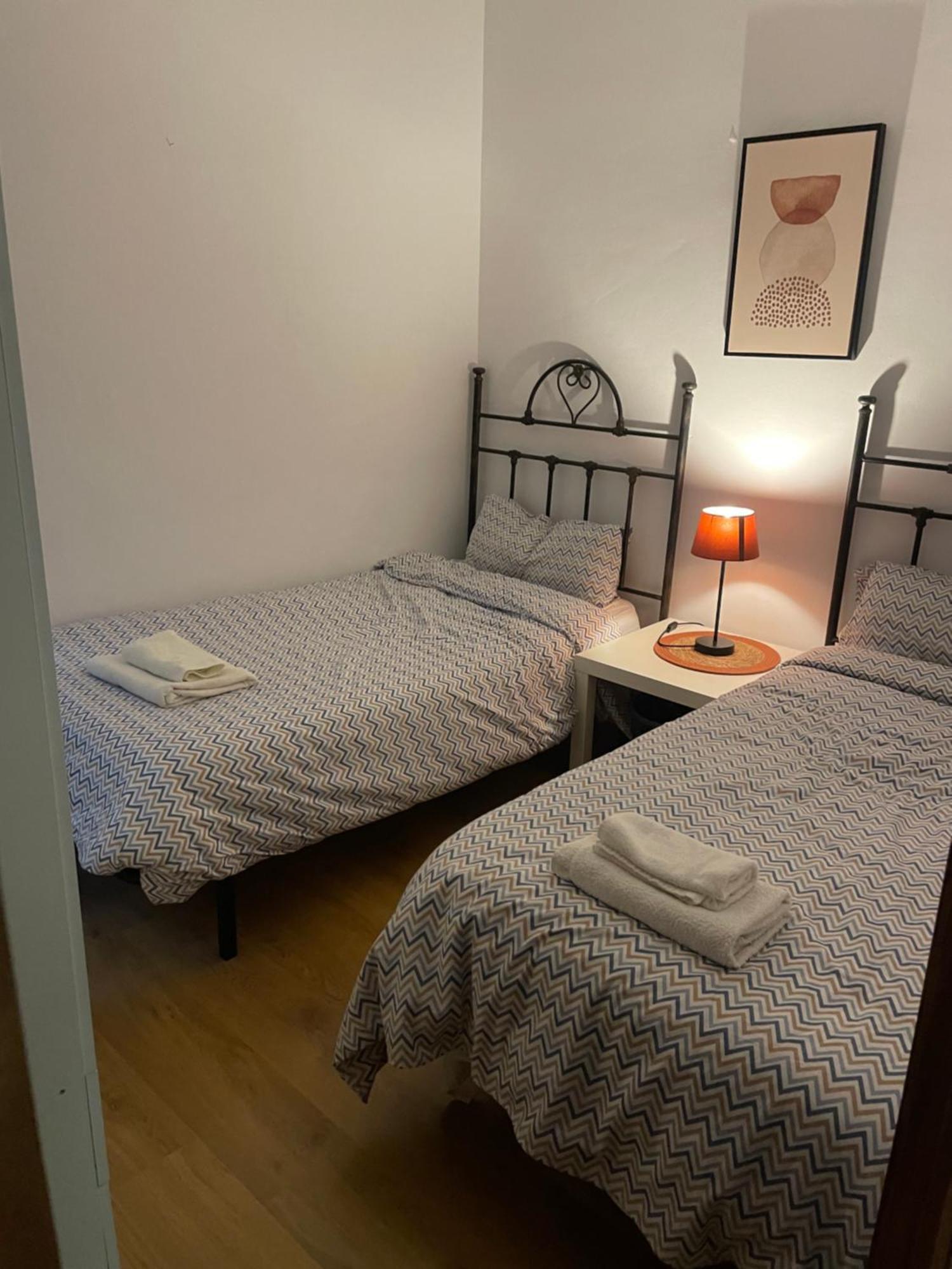 The Oasis One Spacious Apartment In Sevilla Esterno foto